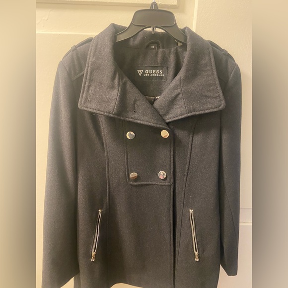 Guess Coat Women’s size Large - Picture 2 of 11